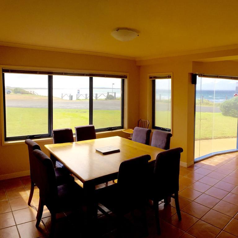 Horizons Beachfront Apartment Port Fairy Szoba fotó