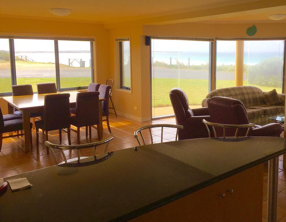 Horizons Beachfront Apartment Port Fairy Kültér fotó